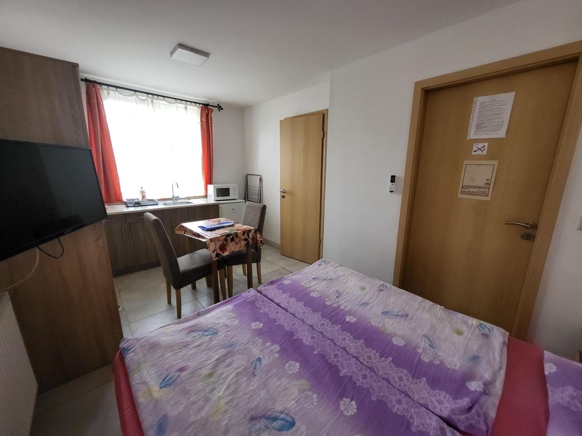 Anita Apartman Sopron Buitenkant foto
