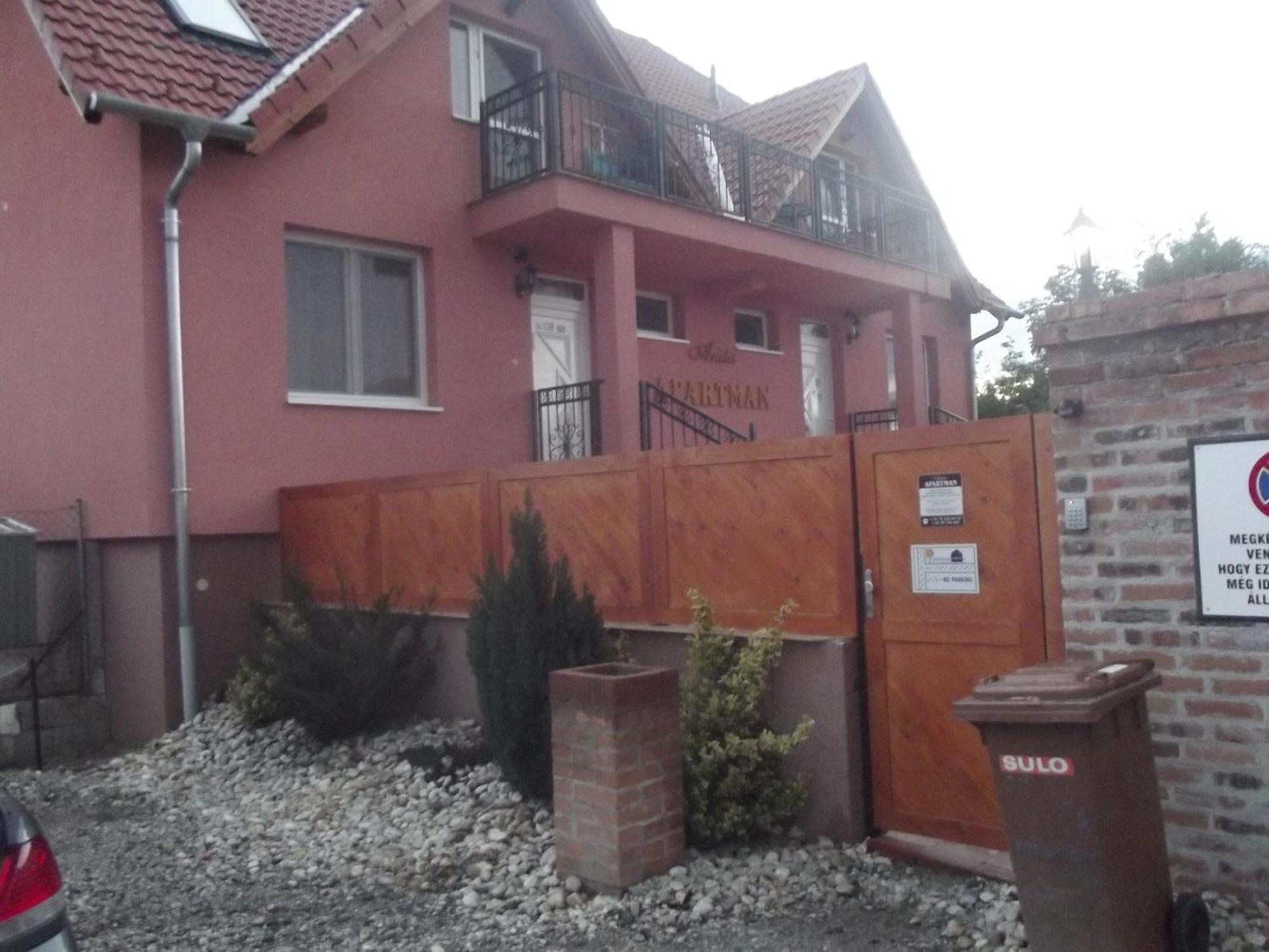 Anita Apartman Sopron Buitenkant foto
