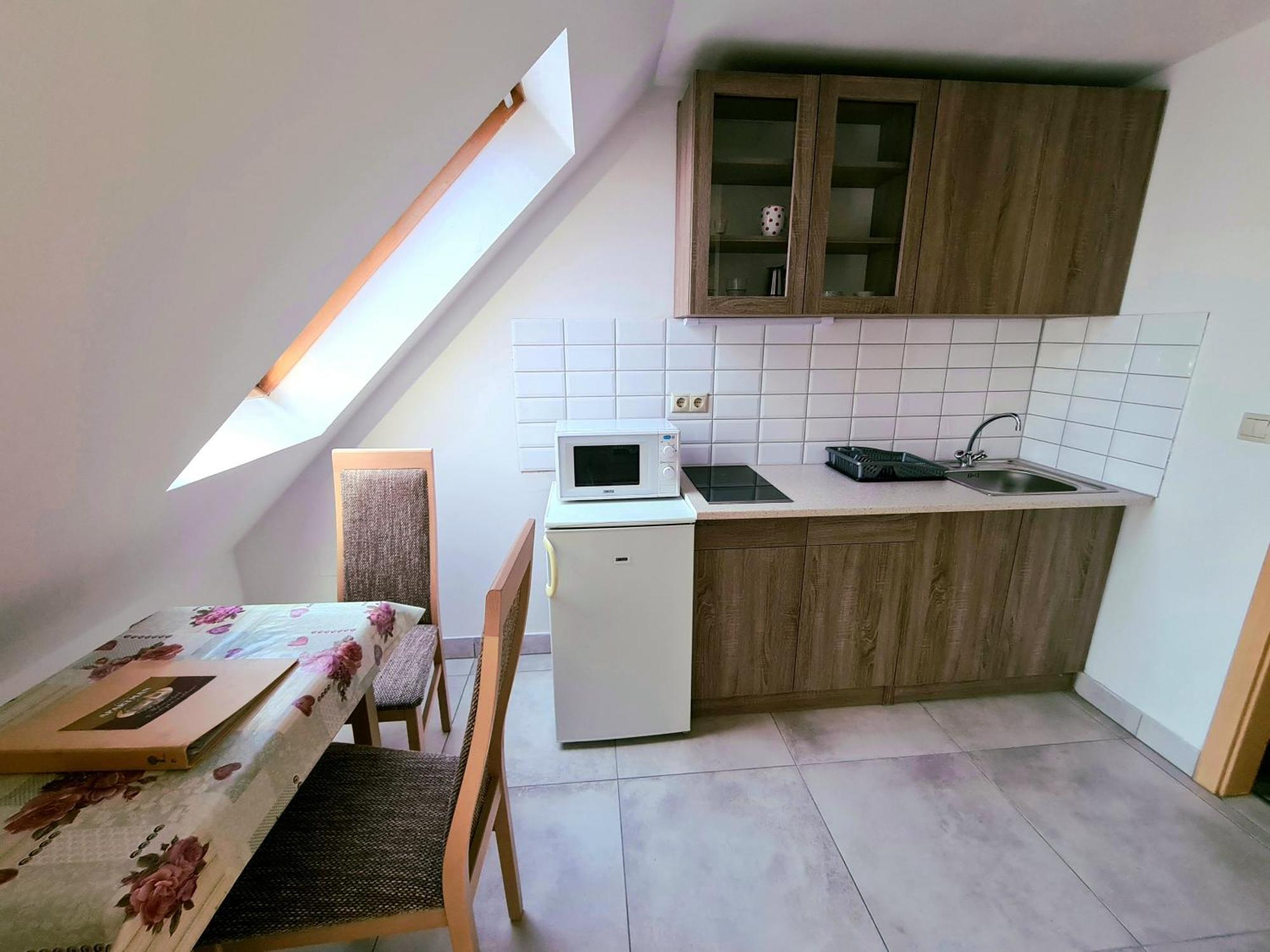 Anita Apartman Sopron Buitenkant foto